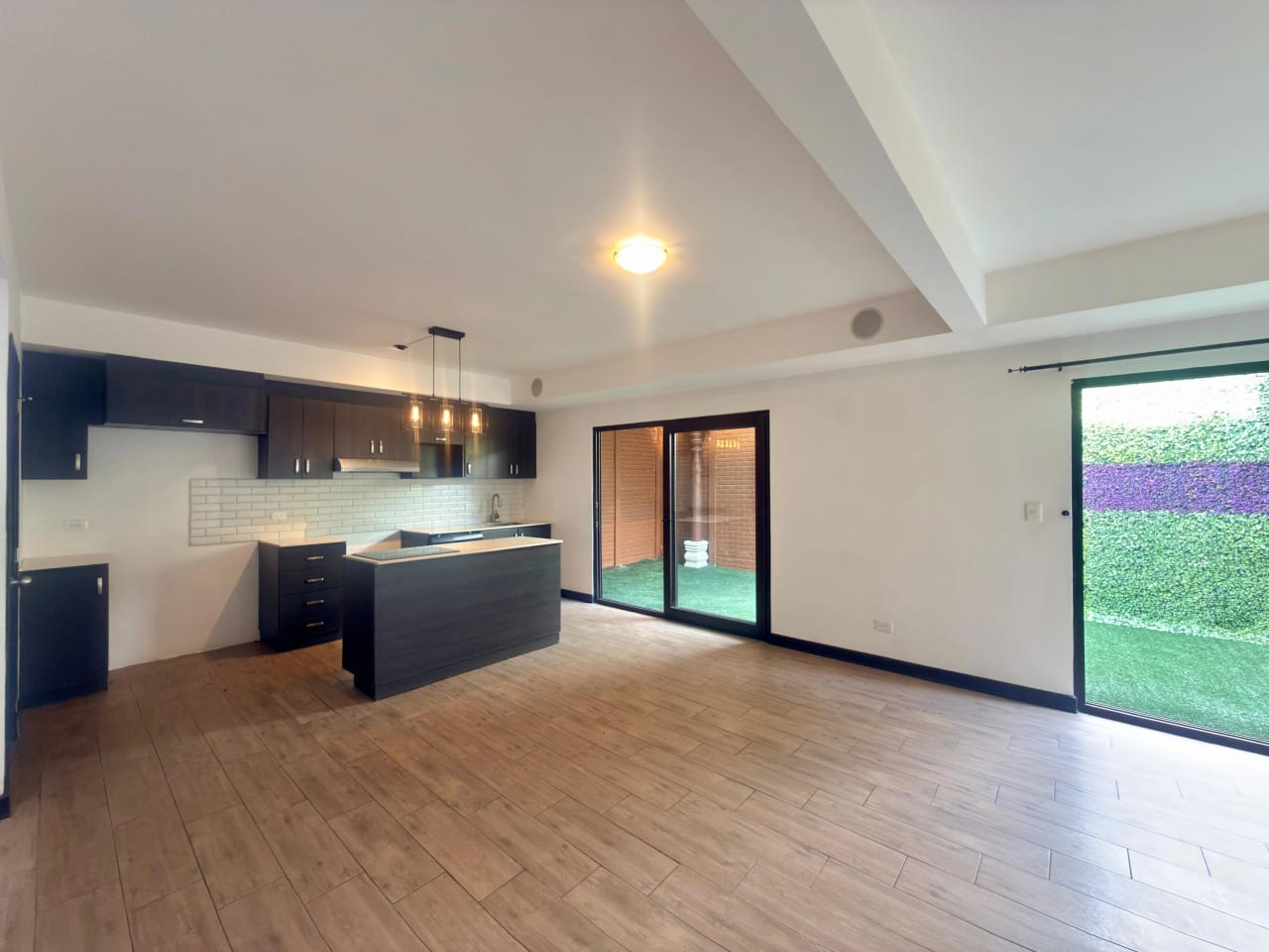 Casa en venta en condominio Verde 360 — Casa en Venta en Santa Catarina Pinula, Guatemala, Ciudad — foto 3 de 17