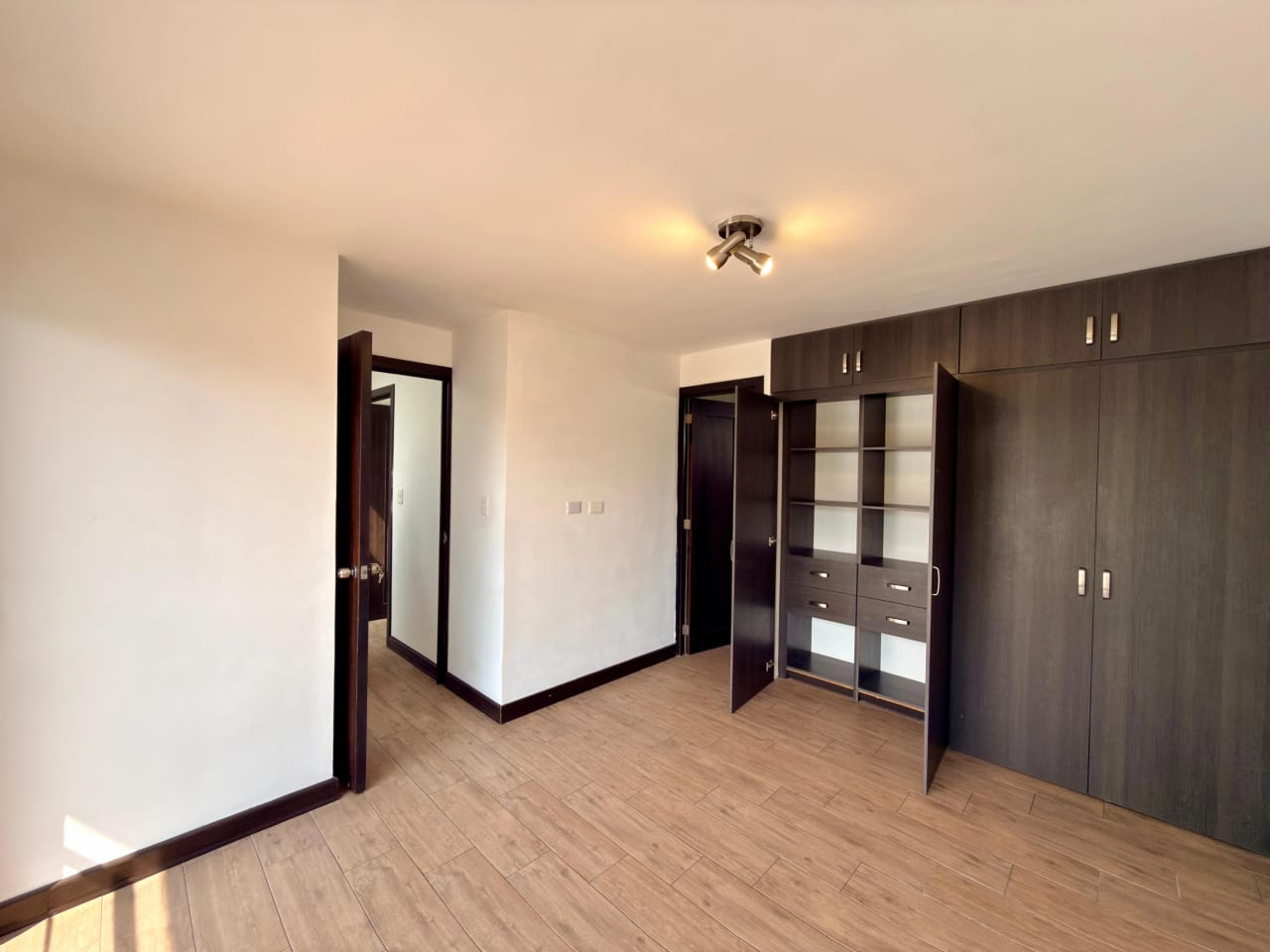 Casa en venta en condominio Verde 360 — Casa en Venta en Santa Catarina Pinula, Guatemala, Ciudad — foto 11 de 17