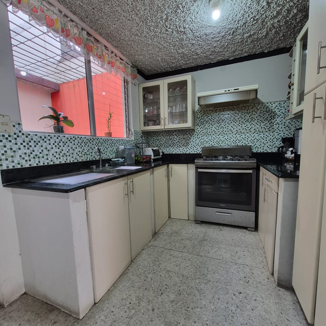 Casa en venta en Bosques de San Nicolás zona 4 Mixco — Casa en Venta en Zona 4 Mixco, Guatemala, Ciudad — foto 7 de 13