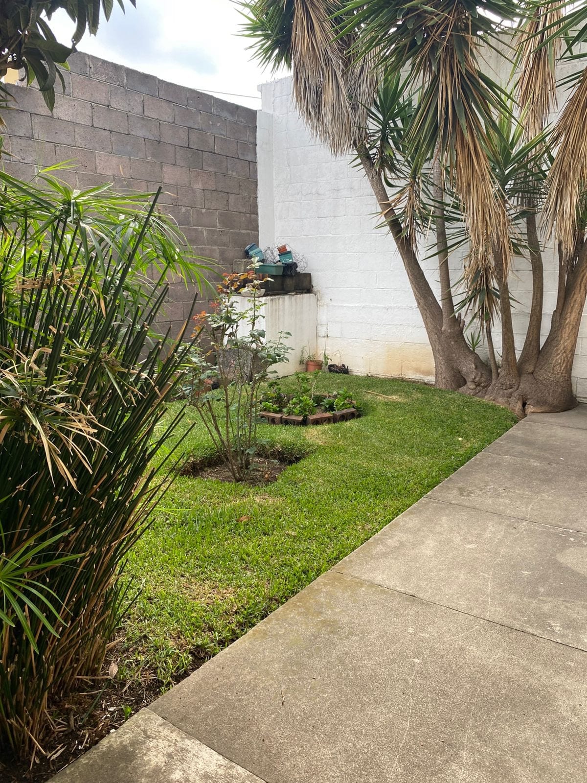 Casa en venta Z8 de Mixco - Balcones de San Cristóbal — Casa en Venta en Zona 8 Mixco, Guatemala, Ciudad — foto 2 de 12