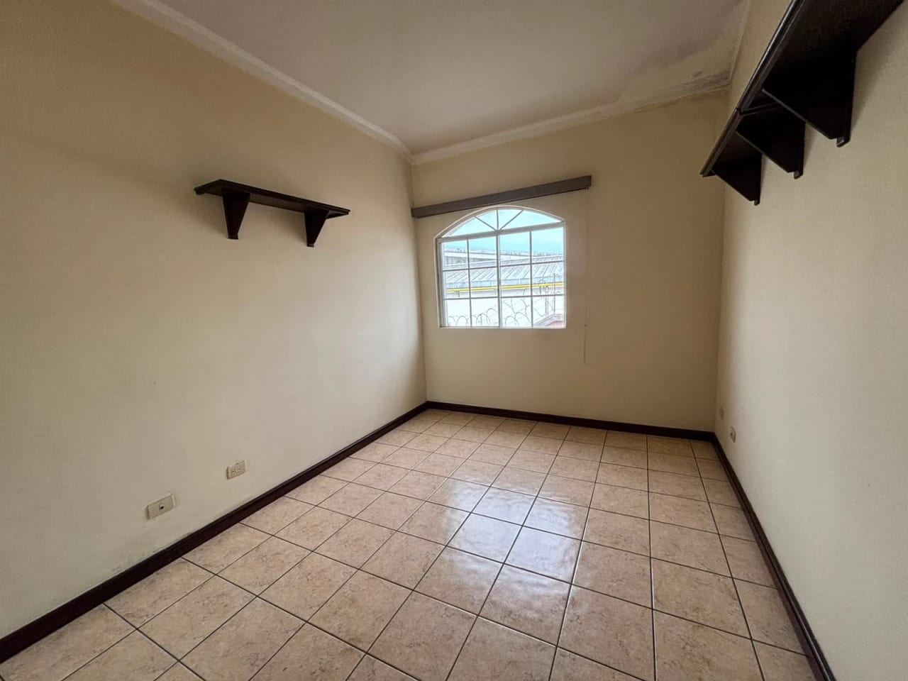 Casa en renta - Santa Anita 2 - CAES — Casa en Venta en San José Pinula, Guatemala, Ciudad — foto 13 de 14