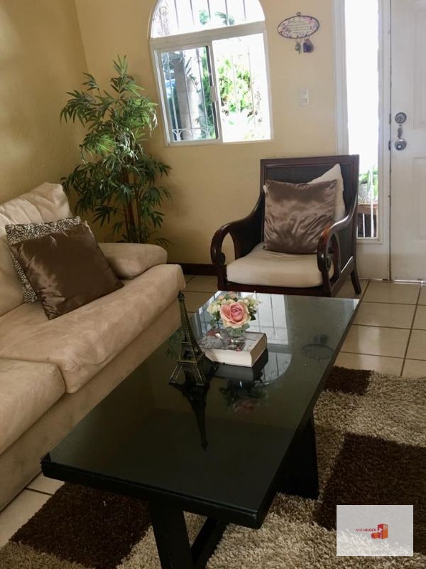 Casa en condominio en venta / Carr.a El Salv. a S. José Pinula - 1