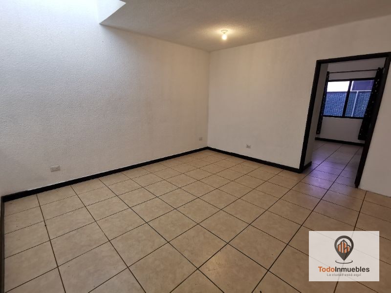 Casa en Venta en Portal de San Isidro 3 - 8