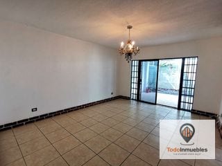 Casa en Venta en Portal de San Isidro 3 — Casa en Venta en Portal de San Isidro III, Zona 16, Guatemala, Ciudad — miniatura 9 de 13