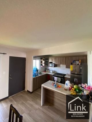 Vendo Casa San José Pinula — Casa en Venta en San José Pinula, Guatemala, Ciudad — miniatura 3 de 8