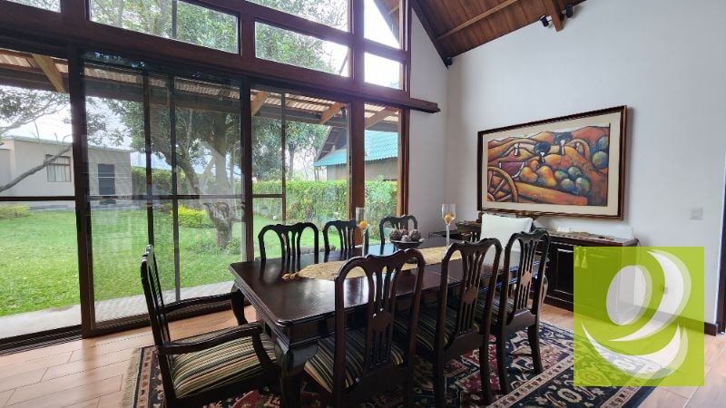 VENDO CASA EN CONDOMINIO ENTRADA A SAN MIGUEL DUEÑAS SACATEPEQUEZ - 4