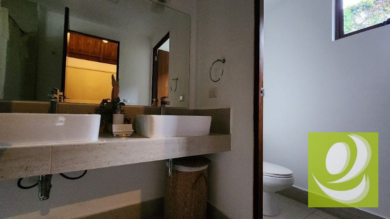 VENDO CASA EN CONDOMINIO ENTRADA A SAN MIGUEL DUEÑAS SACATEPEQUEZ — Casa en Venta en Antigua, Sacatepéquez — foto 9 de 15