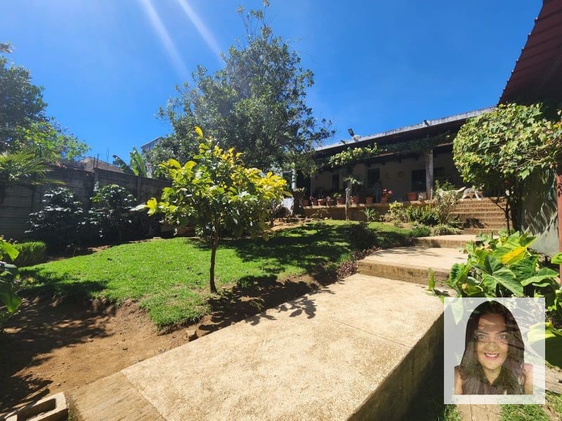 Casa en venta en San Lucas Sacatepéquez, Ubicación céntrica - 15