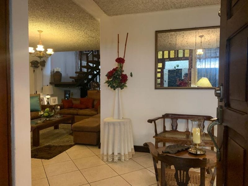 LINDA CASA EN JARDINES DE LA ASUNCION SUR ZONA 5 fuera de garita — Casa en Venta en Jardines de La Asunción, Zona 5, Guatemala, Ciudad — foto 4 de 16
