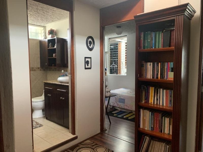 LINDA CASA EN JARDINES DE LA ASUNCION SUR ZONA 5 fuera de garita — Casa en Venta en Jardines de La Asunción, Zona 5, Guatemala, Ciudad — foto 2 de 16