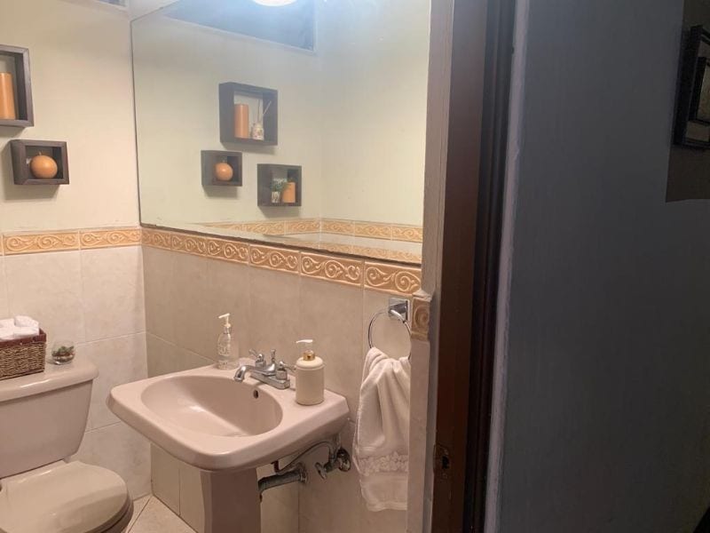 LINDA CASA EN JARDINES DE LA ASUNCION SUR ZONA 5 fuera de garita — Casa en Venta en Jardines de La Asunción, Zona 5, Guatemala, Ciudad — foto 11 de 16