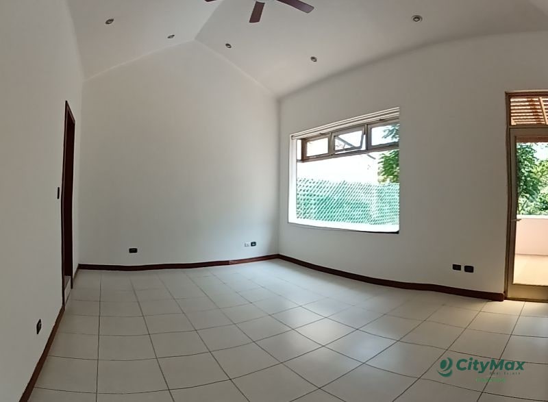 Casa Residencial en Venta en Zona 16 Kanajuyú II - 5