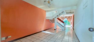 Amplia casa en renta zona 13 — Casa en Alquiler en Aurora II, Zona 13, Guatemala, Ciudad — miniatura 1 de 7