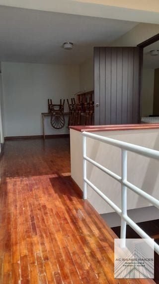 Renta casa zona 4 para oficina — Casa en Alquiler en Zona 4, Guatemala, Ciudad — miniatura 2 de 13
