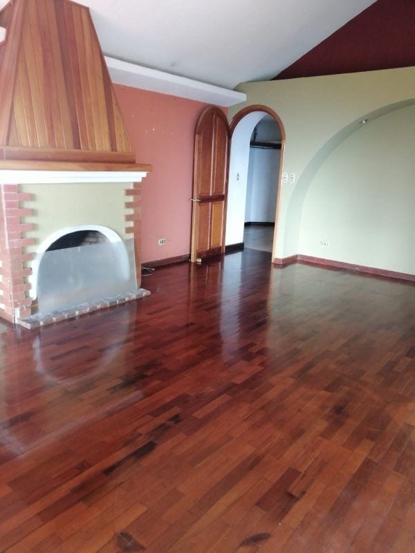 LINDA CASA EN RENTA SAN LUCAS SACATEPEQUEZ — Casa en Alquiler en San Lucas Sacatepéquez, Sacatepéquez — foto 8 de 13