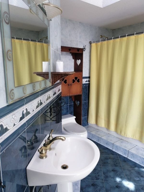 LINDA CASA EN RENTA SAN LUCAS SACATEPEQUEZ — Casa en Alquiler en San Lucas Sacatepéquez, Sacatepéquez — foto 3 de 13