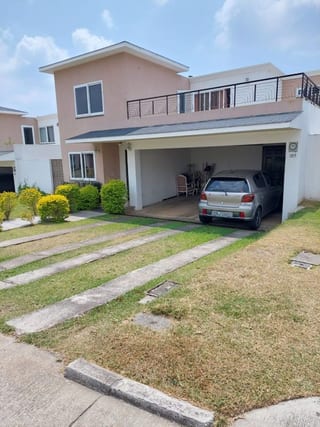 BONITA CASA EN VENTA KM 25 CARRETERA A EL SALVADOR — Casa en Venta en Fraijanes, Carretera a El Salvador, Guatemala, Ciudad — miniatura 2 de 10