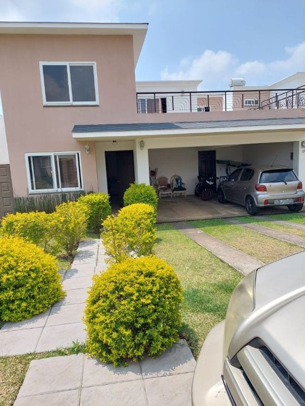 BONITA CASA EN VENTA KM 25 CARRETERA A EL SALVADOR — Casa en Venta en Fraijanes, Carretera a El Salvador, Guatemala, Ciudad — foto 1 de 10