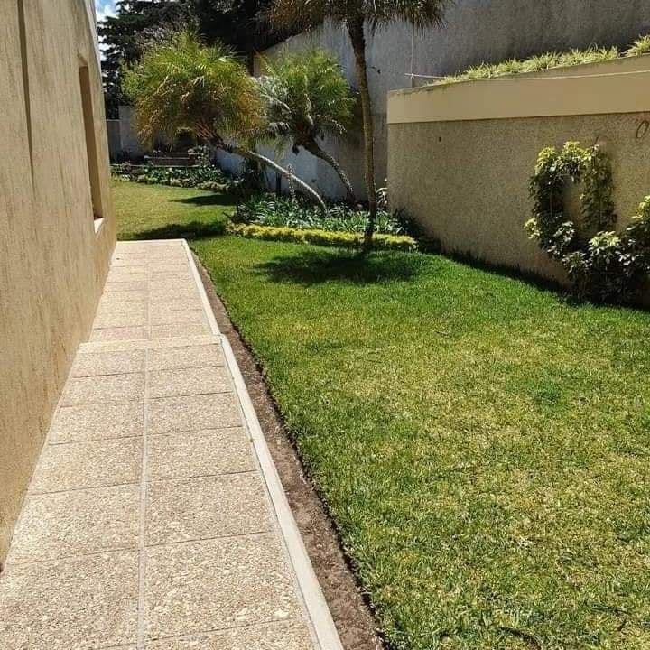 Hermosa Casa con Jardín Amplio — Casa en Venta en Fraijanes, Carretera a El Salvador, Guatemala, Ciudad — foto 3 de 9
