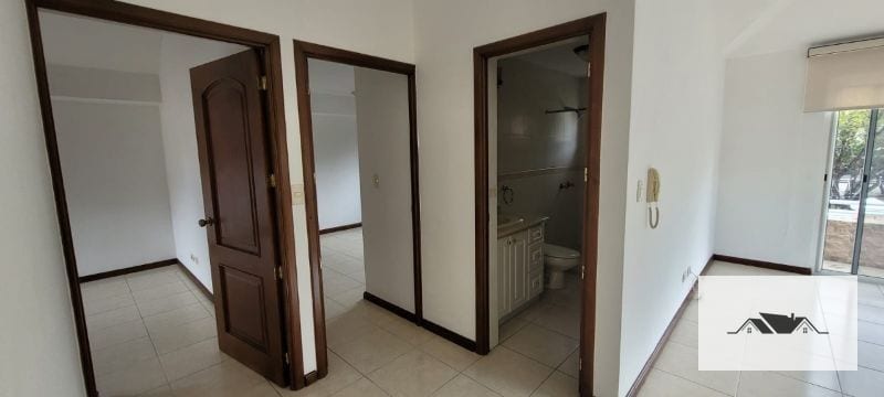 EN RENTA CASA ZONA 14 325 mts2 — Casa en Alquiler en La Cañada, Zona 14, Guatemala, Ciudad — foto 11 de 17