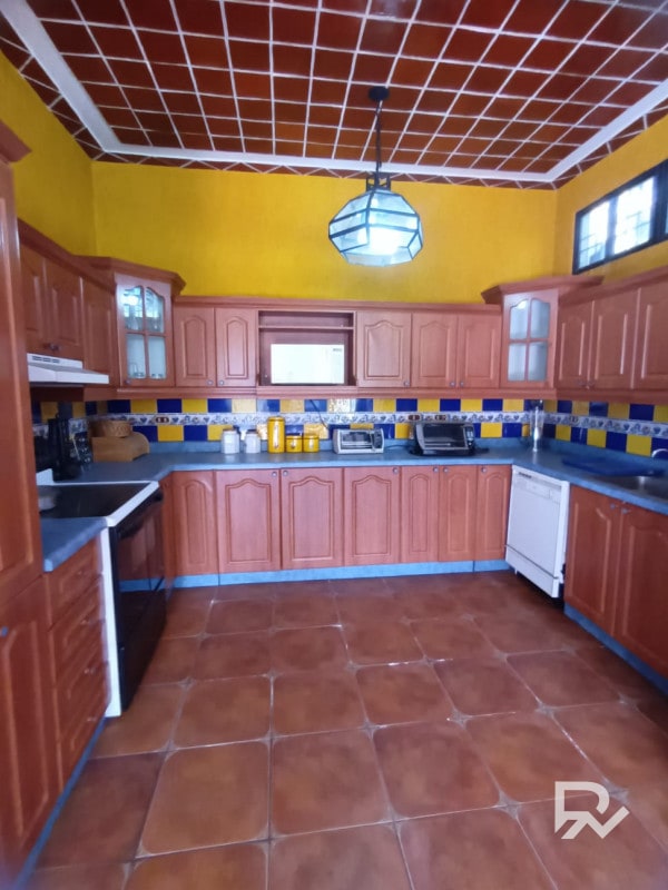 Vendo Hermosa y Amplia Casa en San Lucas - 2