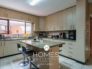 Casa en Venta,en Residencial El Horizonte Carretera El Salvador km 15.8. — Casa en Venta en El Horizonte, Carretera a El Salvador, Guatemala, Ciudad — miniatura 8 de 13