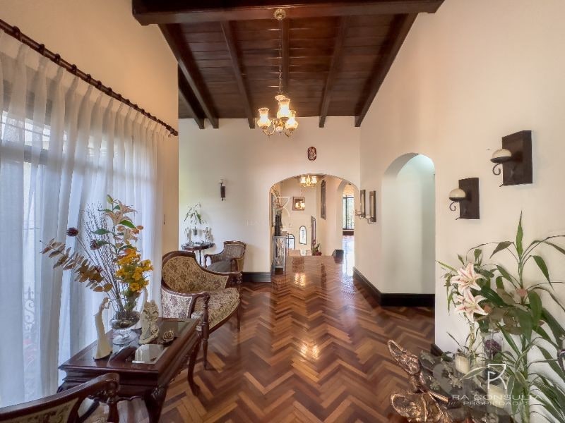 Venta Casa en La Cañada Zona 14 - 3