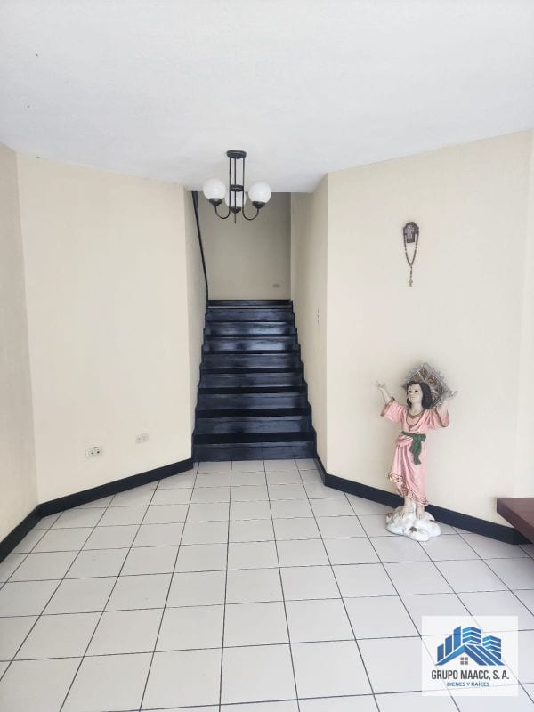 Vendo casa en Santa Rosalia Carretera a el Salvador — Casa en Venta en Santa Rosalia La Laguna, Carretera a El Salvador, Guatemala, Ciudad — foto 4 de 16