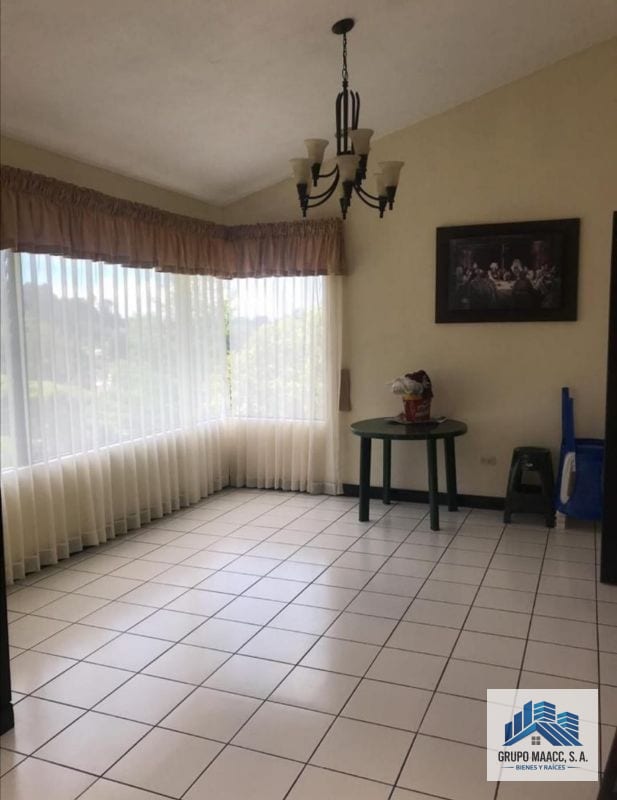 Vendo casa en Santa Rosalia  Carretera a el Salvador — Casa en Venta en Santa Rosalia La Laguna, Carretera a El Salvador, Guatemala, Ciudad — foto 8 de 16