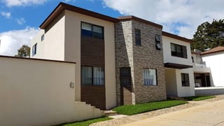 Hermosa Casa en San Antonio Km. 16.5 CES en Venta — Casa en Venta en San Antonio, Carretera a El Salvador, Guatemala, Ciudad — miniatura 2 de 8