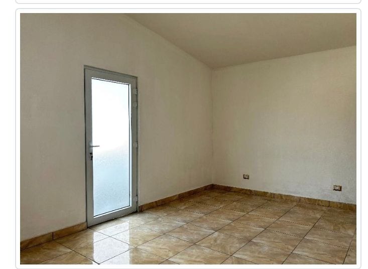 BONITA CASA EN VENTA EN MANANTIALES KM. 19.5 CES — Casa en Venta en Carretera a El Salvador, Guatemala, Ciudad — foto 9 de 12