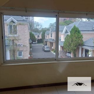 En Renta Hermosa Casa Zona 10  Condominio Reina Sofia — Casa en Alquiler en Zona 10, Guatemala, Ciudad — miniatura 8 de 10