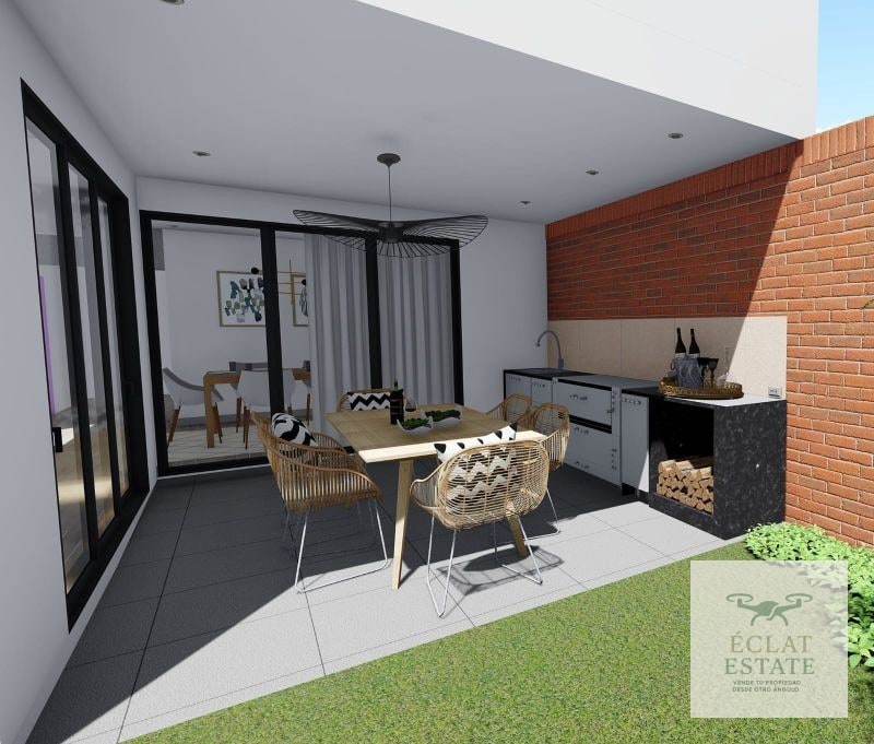 Casa en Venta Zona 13 | 3 Niveles en 330 m2 de Construcción - 2