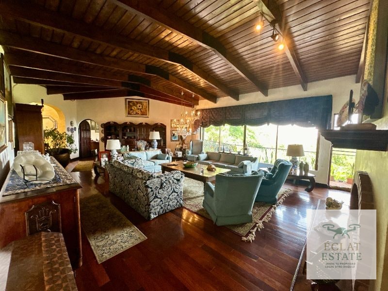 Excepcional Casa Residencial En Renta En San Rafael 1, Km 9 CAES: Grandiosidad y Elegancia en 1,025 m² - 8