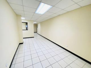 Oficina en Renta de 94 mts2 Zona 10 Entrada a Oakland — Oficina en Alquiler en Zona 10, Guatemala, Ciudad — miniatura 6 de 6