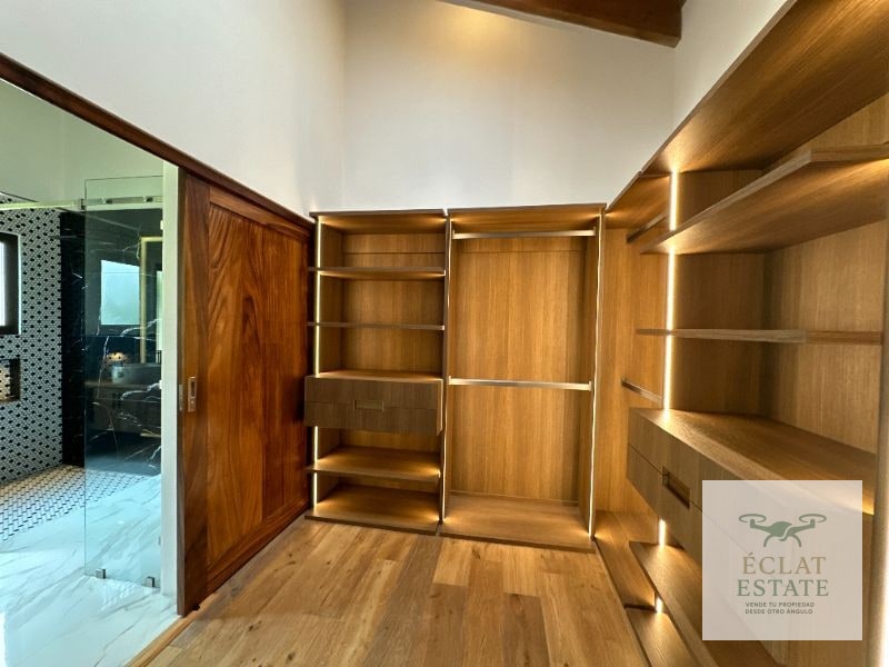 Casa en Venta en Los Franciscanos, Antigua Guatemala: Lujo y Confort - 6