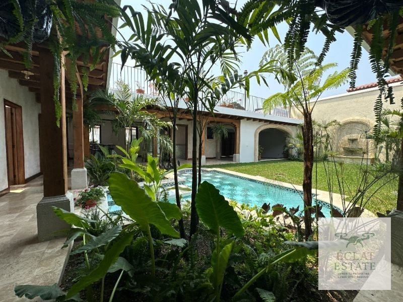Casa en Venta en Los Franciscanos, Antigua Guatemala: Lujo y Confort - 7