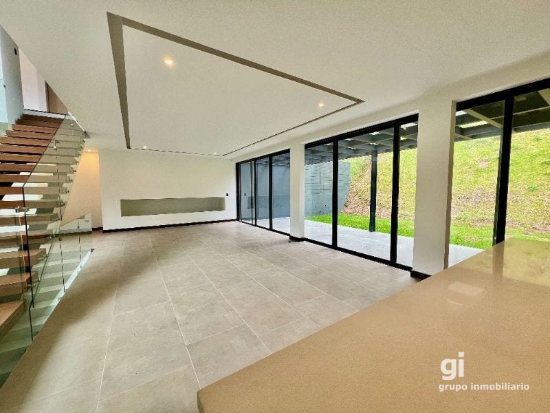 Hermosa Casa en Venta en San Miguel Buenavista — Casa en Venta en Santa Catarina Pinula, Guatemala, Ciudad — foto 6 de 17