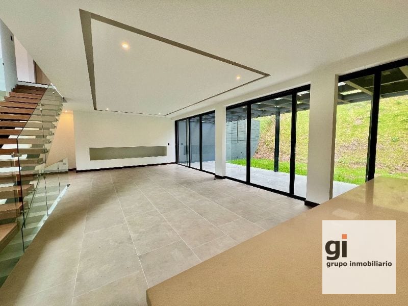 Hermosa Casa en Venta en San Miguel Buenavista — Casa en Venta en Santa Catarina Pinula, Guatemala, Ciudad — foto 6 de 17