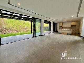 Hermosa Casa en Venta en San Miguel Buenavista — Casa en Venta en Santa Catarina Pinula, Guatemala, Ciudad — miniatura 12 de 17