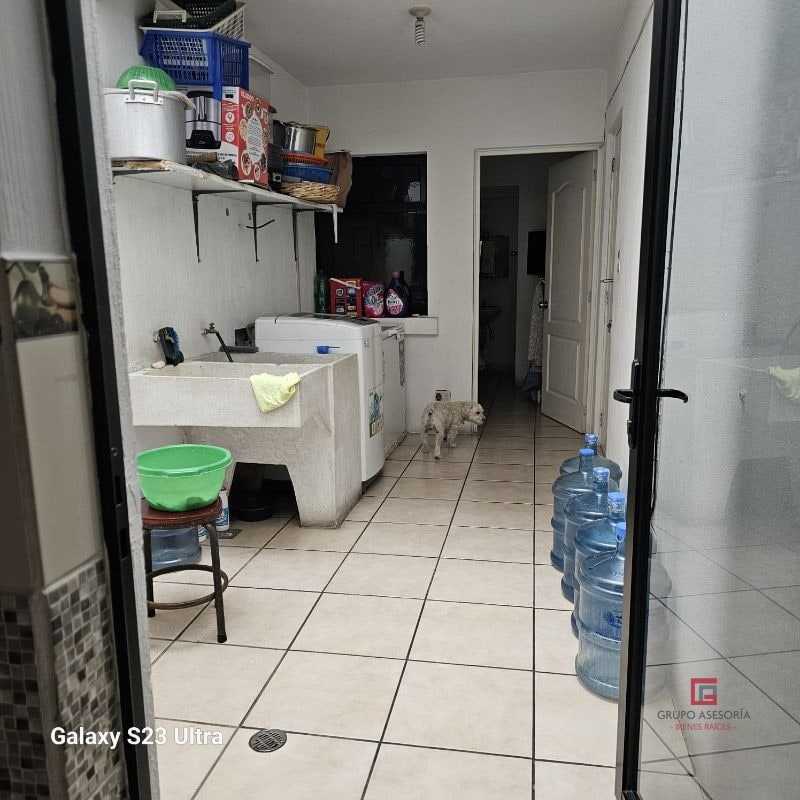 Moderna casa en venta en Jardines de Las Dalias zona 3, Mixco - 17