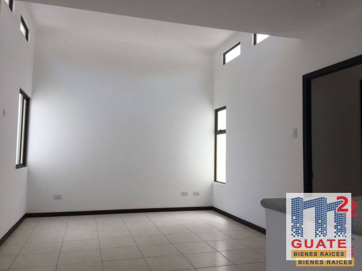 Casa en Venta, Zona 16 - 11