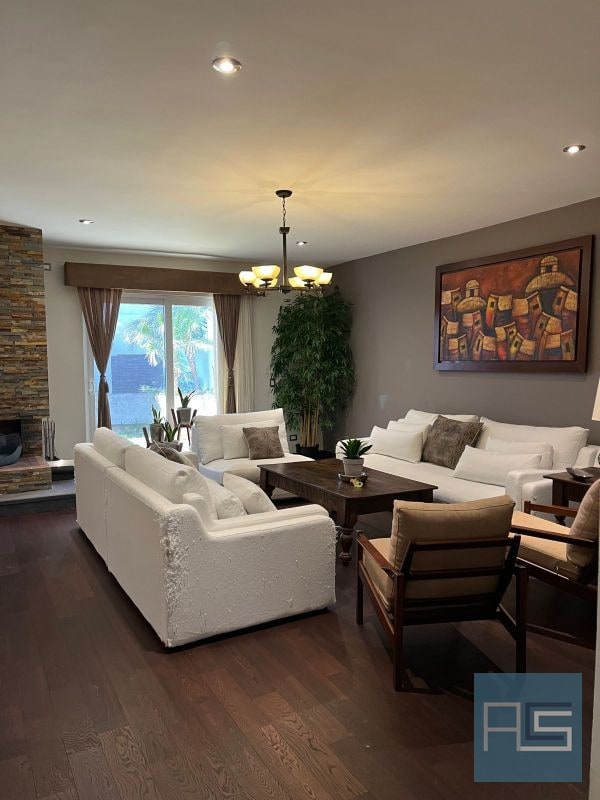 Amplia y moderna casa en Venta, Km 20.2 Carr a Fraijanes dentro de condominio - 2