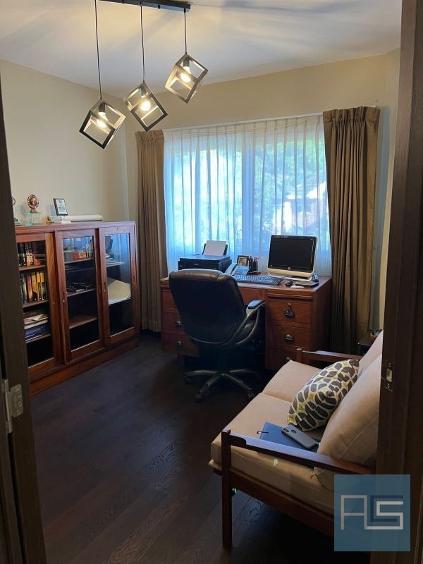 Amplia y moderna casa en Venta, Km 20.2 Carr a Fraijanes dentro de condominio - 11