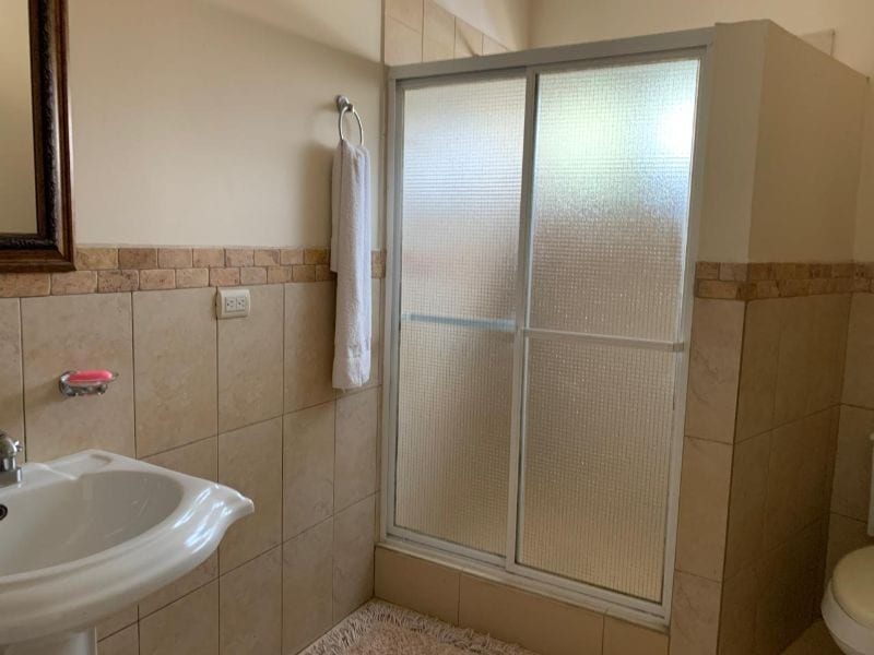 PRECIOSA CASA EN TERRAVISTA KM 16.5CAES — Casa en Venta en Terravista, Carretera a El Salvador, Guatemala, Ciudad — foto 10 de 15