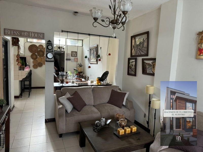 VENDO CASA A 5 MINUTOS DE PRADERA ZONA 10 - 3