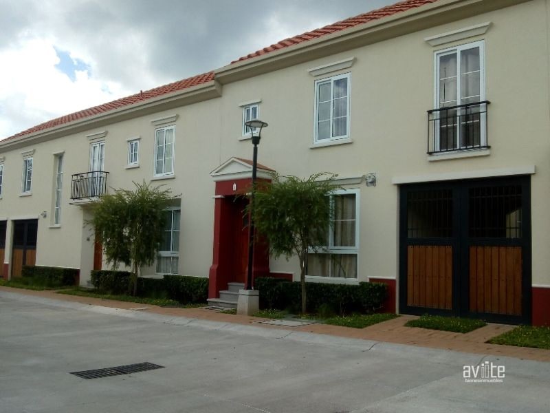Casa tipo solana, Condado Naranjo.   $425,000 más impuestos - 6