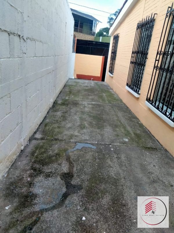 SE RENTA LINDA CASA EN MONTERREAL ZONA 4 DE MIXCO — Casa en Alquiler en Zona 4 Mixco, Guatemala, Ciudad — foto 11 de 17