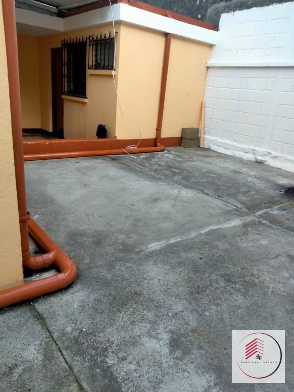 SE RENTA LINDA CASA EN MONTERREAL ZONA 4 DE MIXCO — Casa en Alquiler en Zona 4 Mixco, Guatemala, Ciudad — foto 7 de 17