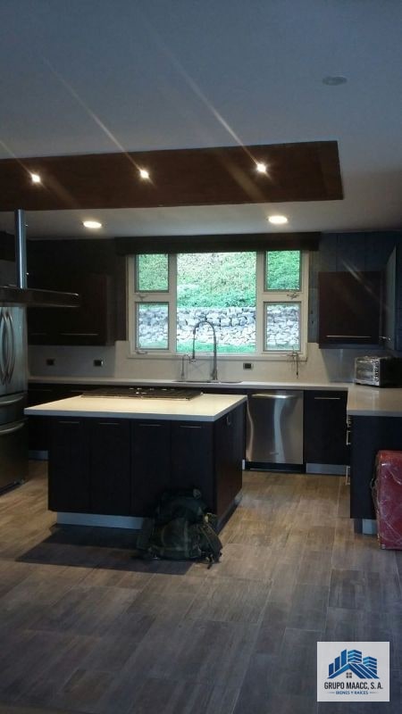 Casa en Venta en Alto Valle Carretera a el Salvador km 13.3 - 8